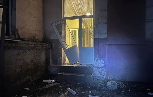 РФ атакувала Кривий Ріг: пошкоджено будинки, АЗС та автомобілі