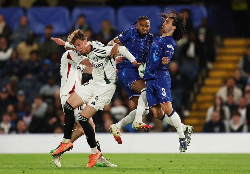 Челсі програв полякам, проте вийшов до півфіналу Ліги конференцій