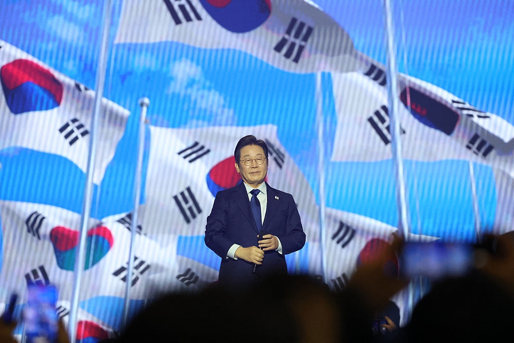 Опозиція Південної Кореї оголосила кандидата у президенти