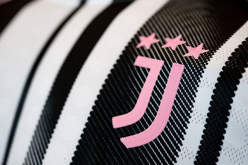 Ювентус презентував нову форму на наступний сезон