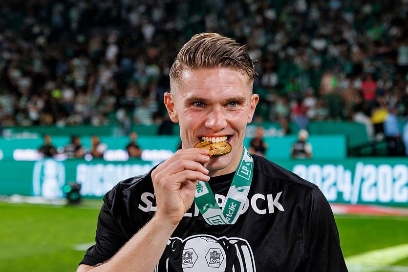 Аль-Гіляль після відмови Осімгена звернув увагу на Дьокереша