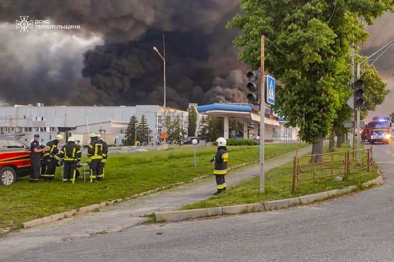 Новини України - Атака на Тернопіль: 10 постраждалих, зафіксовано забрудення повітря
