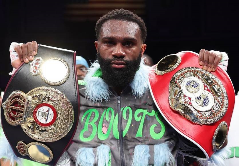 Боксер-чемпіон Джарон Енніс прагне нових висот, переходячи в іншу вагу