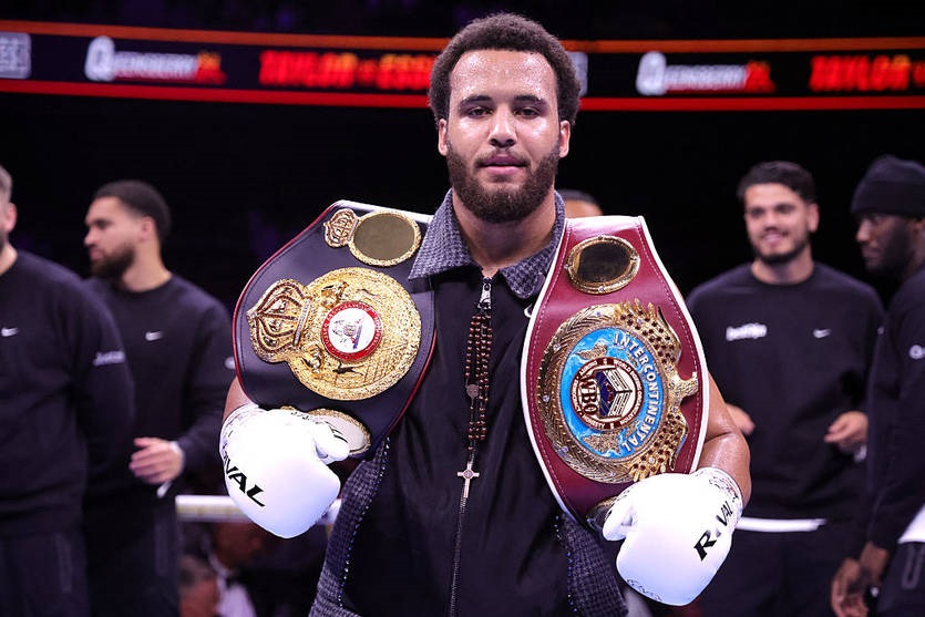 Ітаума і Вайт вийдуть в ринг: названа дата поєдинку