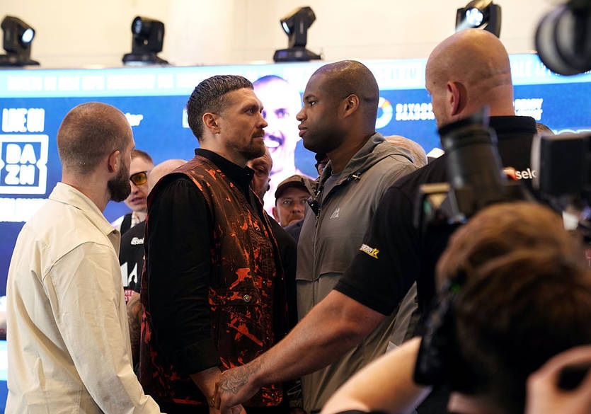 Хрговіч визначив фаворита майбутнього бою Усик – Дюбуа