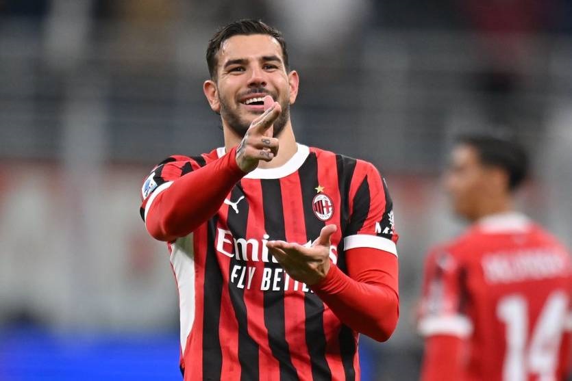 Лідер Мілана обговорює перехід до топклубу Іспанії