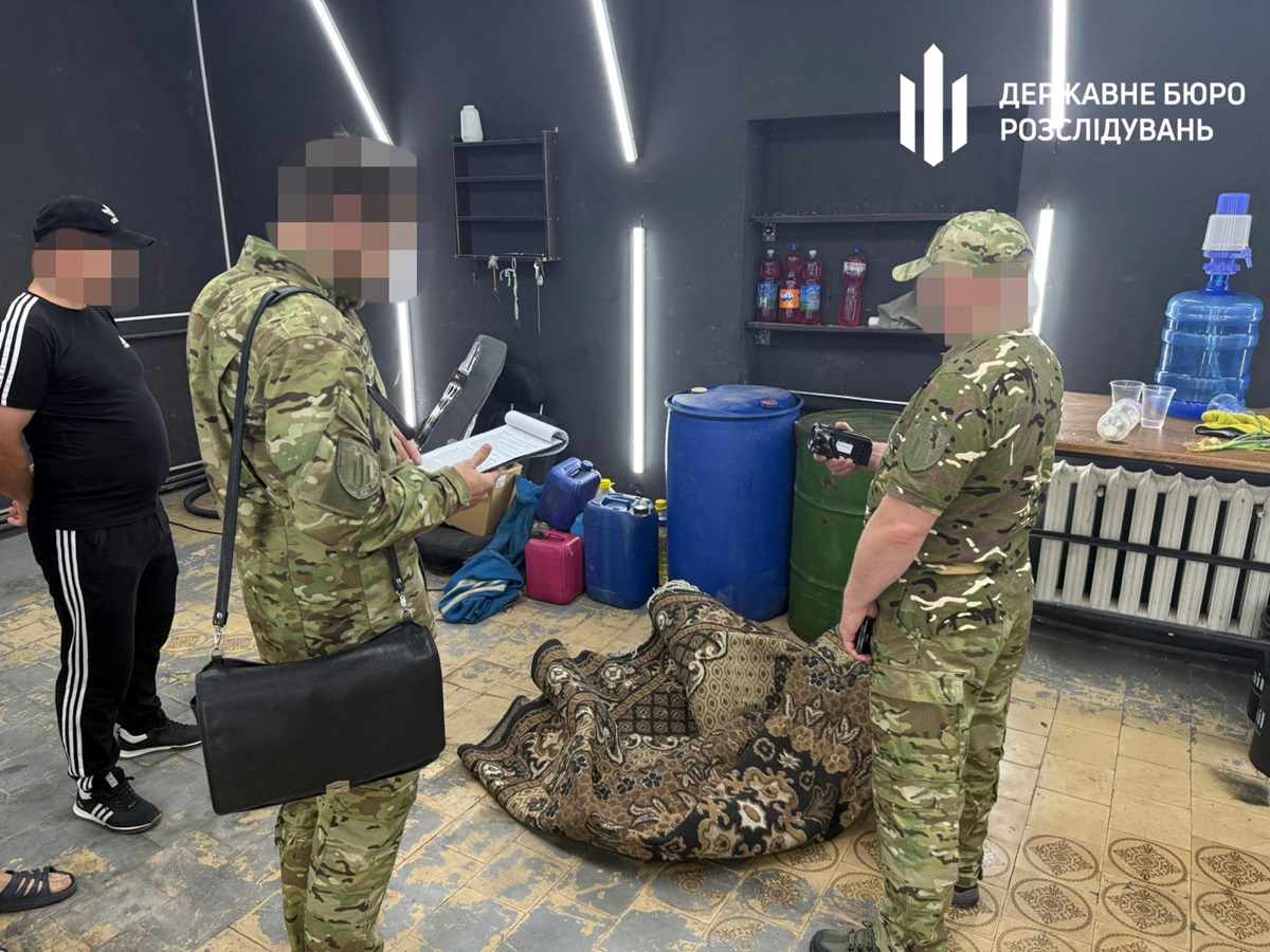 На Франківщині викрили військових на розкраданні пального