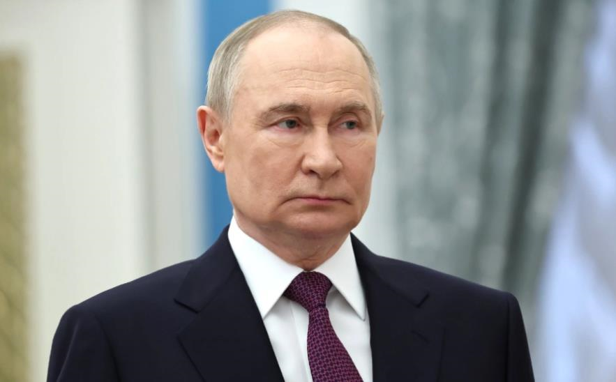 Путін наказав “кратно” посилити сухопутні війська