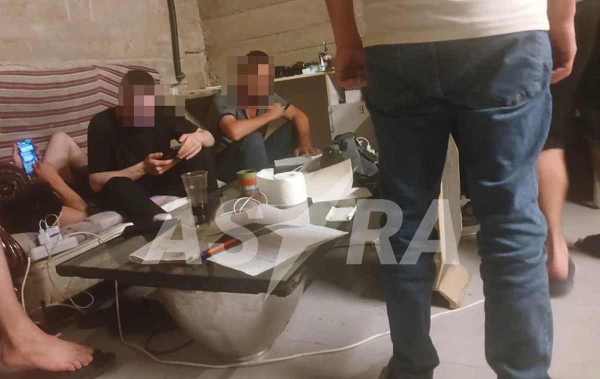 РФ тижнями тримає у підвалі депортованих українців – ЗМІ