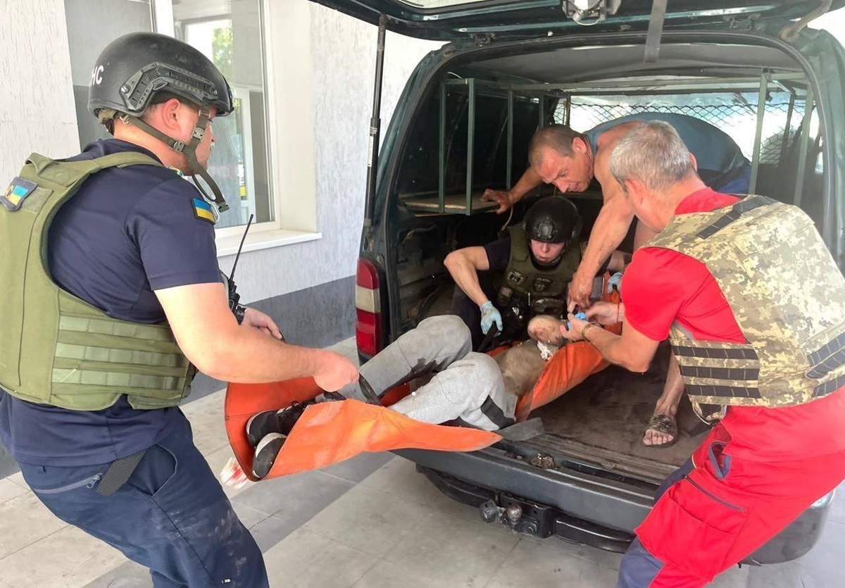 Росіяни атакували Дніпропетровщину: двоє поранених