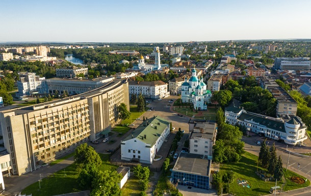 Росіяни обстріляли Суми з РСЗВ