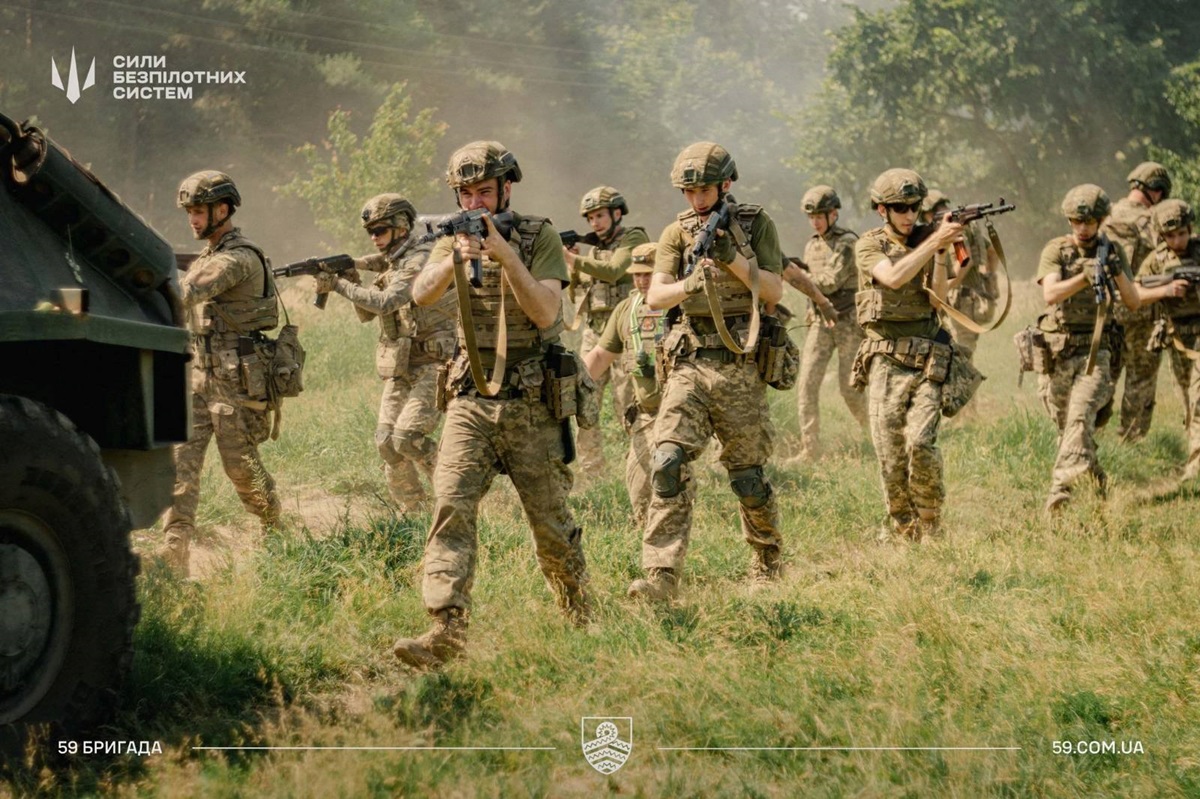 Сирський пообіцяв вихід із “глухої оборони”