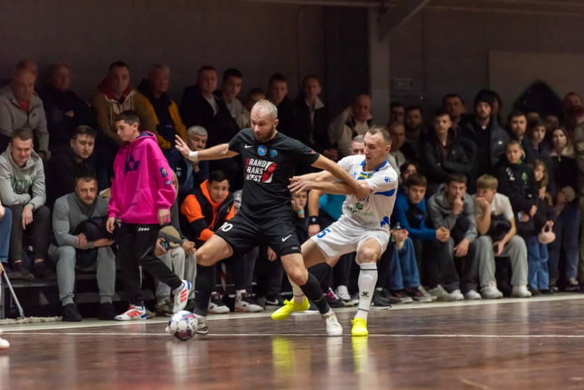 У фінальній серії чемпіонату України з футзалу перша перемога у ХІТ