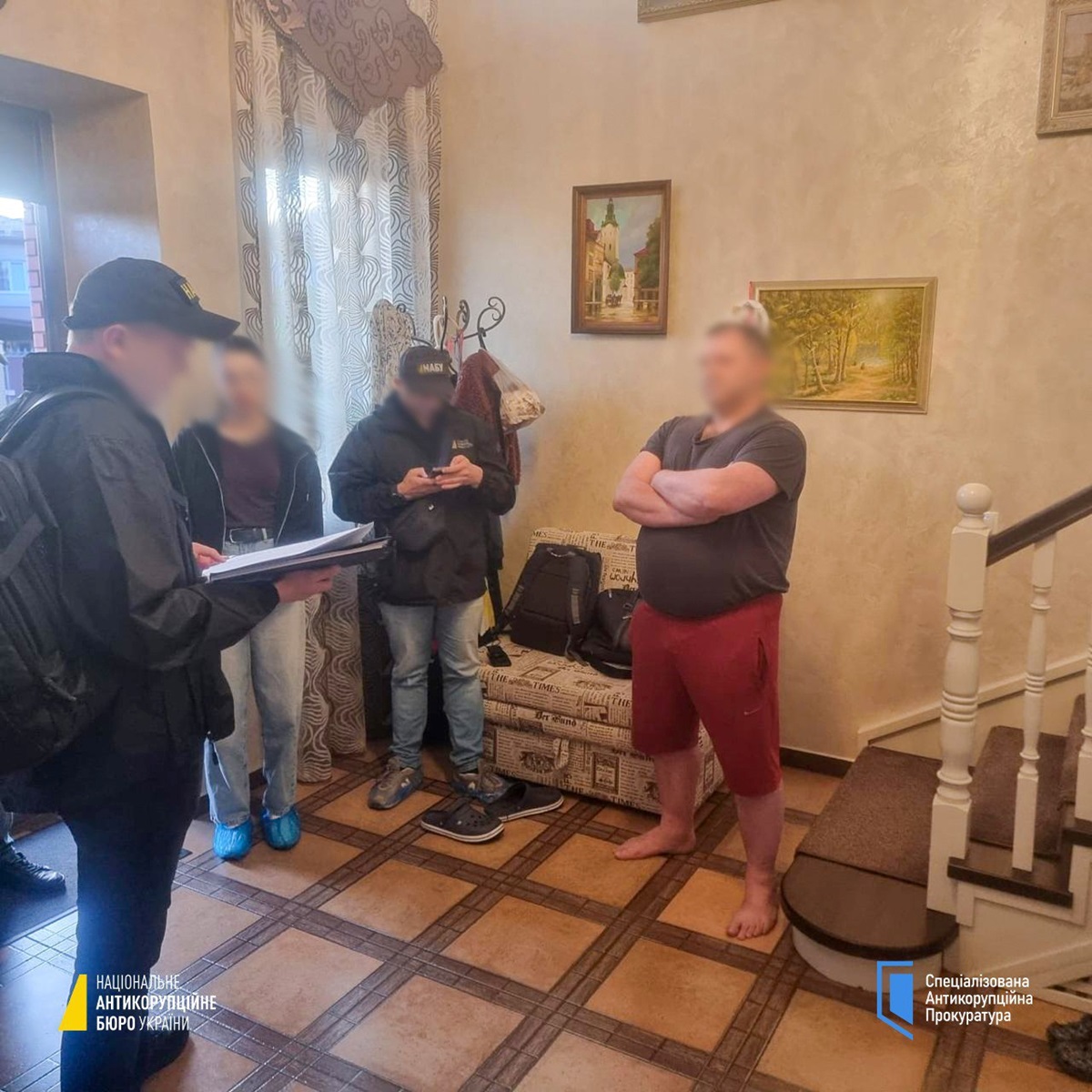 У Мінрегіоні викрили корупційну схему за участю топпосадовців