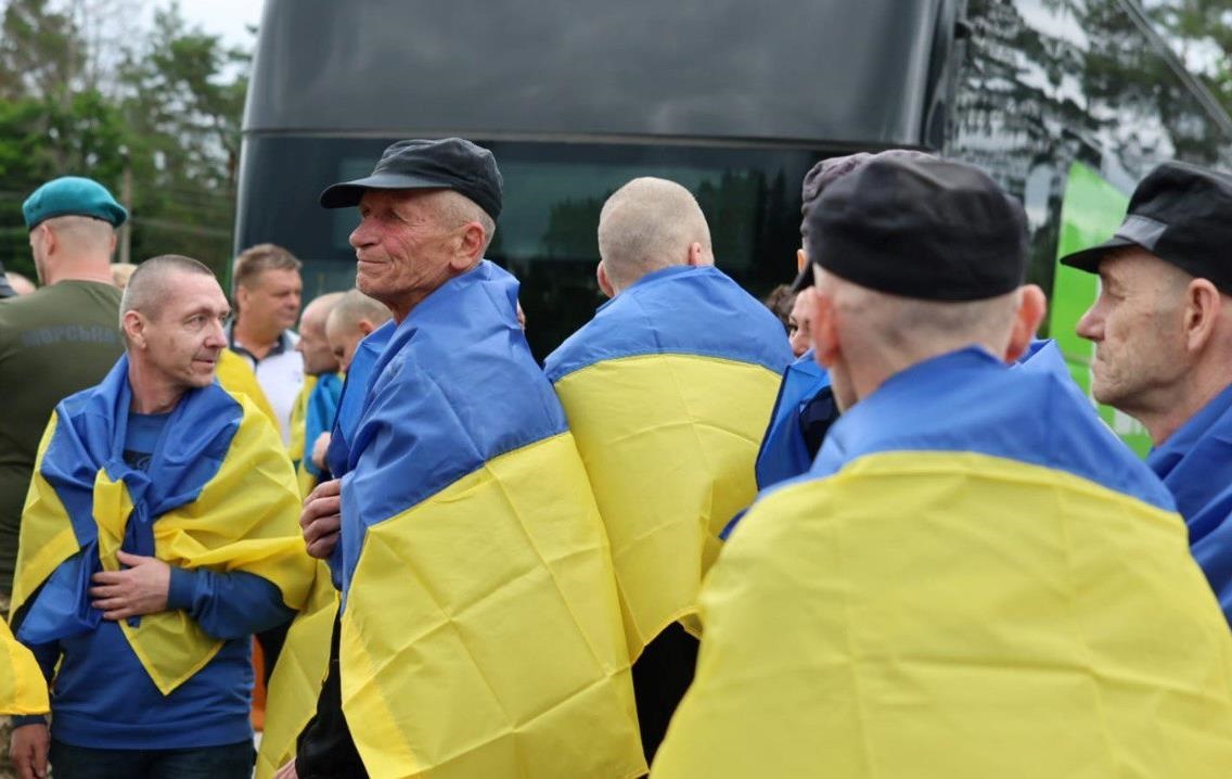 Україна повернула з полону п’яту групу військових