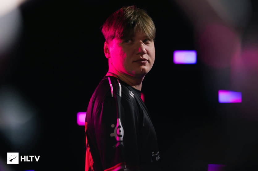 B1ad3 вперше відреагував на зміну клубу S1mple після виходу з NaVi