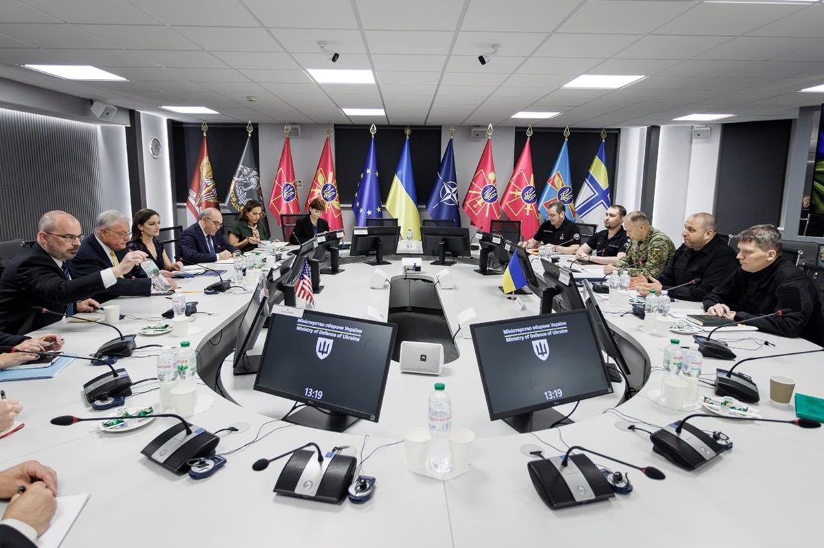 Келлог заслухав доповіді Буданова і Сирського