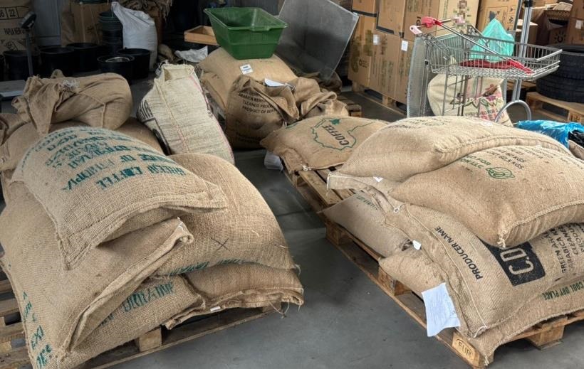 На Київщині викрили підпільне виробництво кави