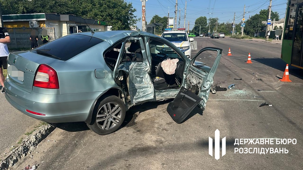 Загинула 16-річна дівчина: у Житомирі правоохоронець скоїв смертельну ДТП