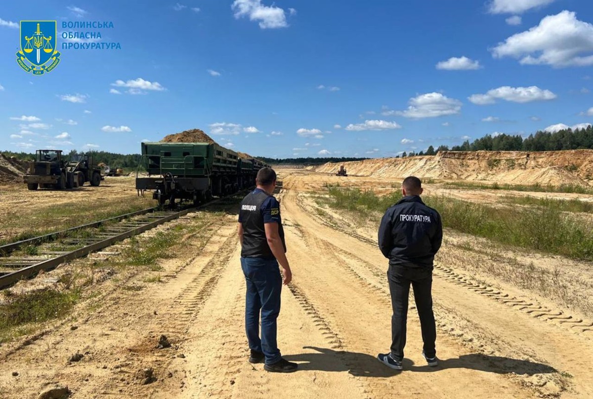 На Волині викрили масштабне розкрадання піску з кар’єру Укрзалізниці