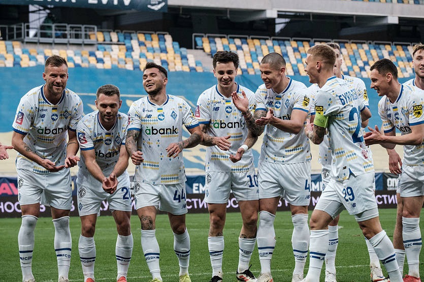 Караваєв убачає необхідність для Шапаренка перейти в інші клуби