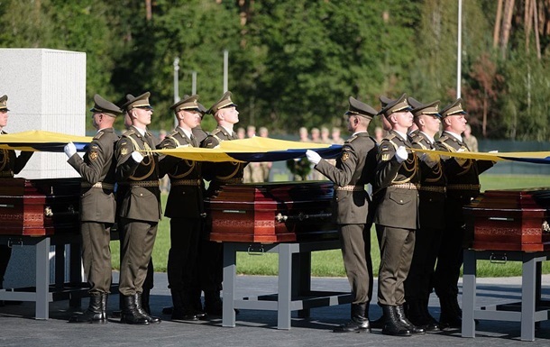 На НВМК поховали вже 108 українських захисників
