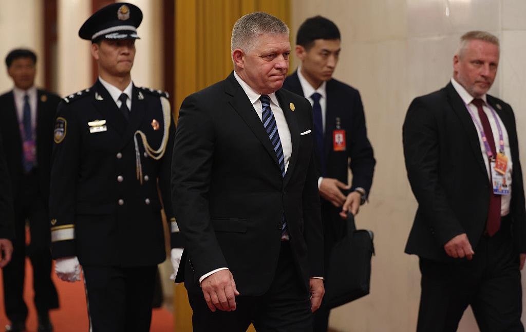 Сі Цзіньпін доручив Фіцо просувати інтереси Китаю в ЄС