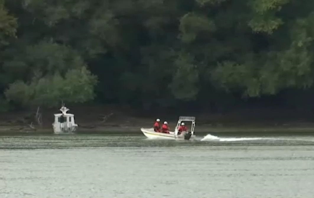 Човен з китайцями перекинувся на Дунаї, троє зникли безвісти