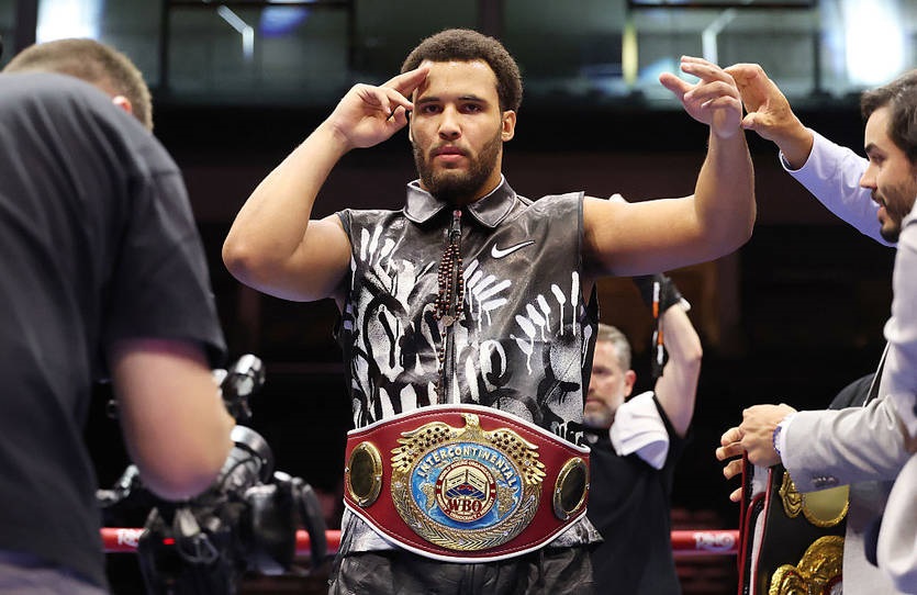 Експромоутер Усика назвав наступного короля хевівейту