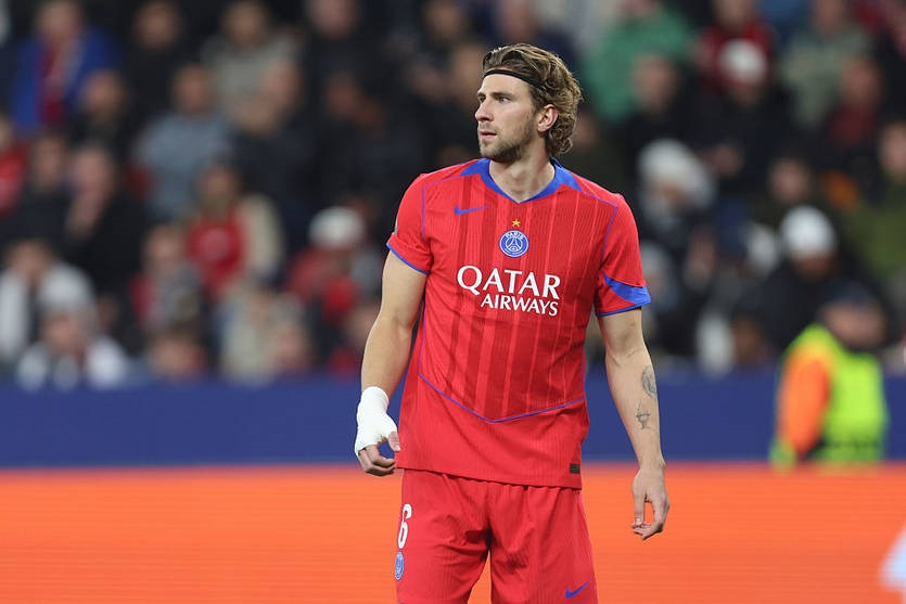 Французький журналіст вважає, що Забарний не коштує 60 мільйонів євро