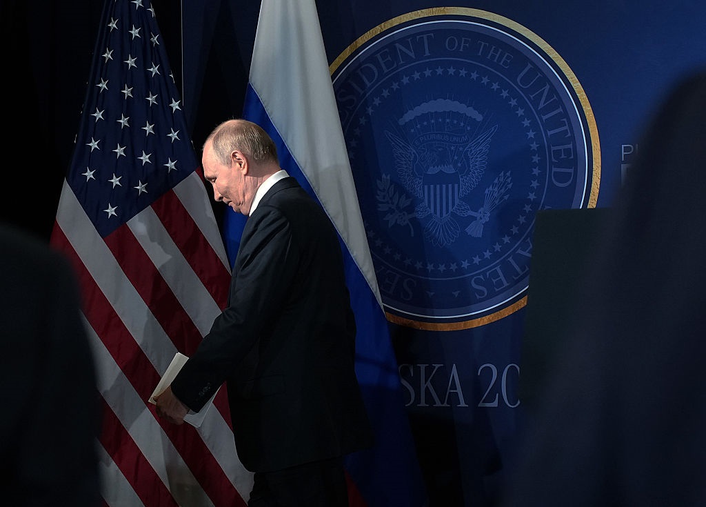 Санкції проти РФ. По чому вдарили США та Європа