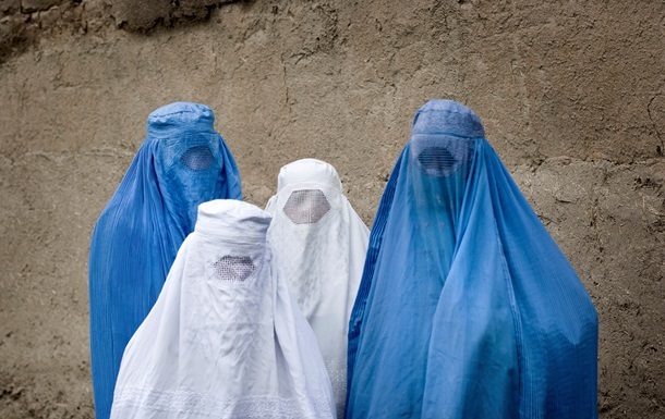 У Португалії ухвалили закон, що забороняє одяг, який закриває обличчя