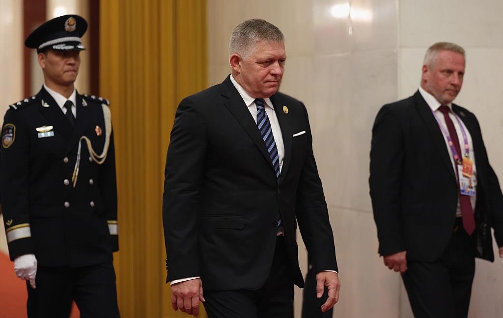 В Словаччині міністр звинуватив президента в спробі “повалити уряд Фіцо”