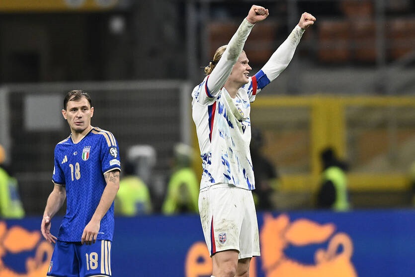 Дубль форварда приніс Норвегії нищівну перемогу над Італією