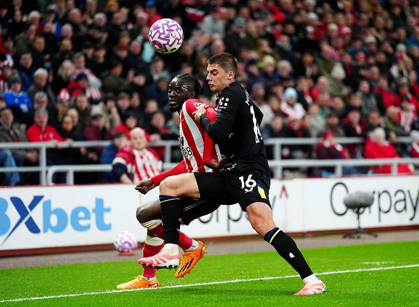 Евертон з Миколенком не зміг втримати переможний рахунок у матчі