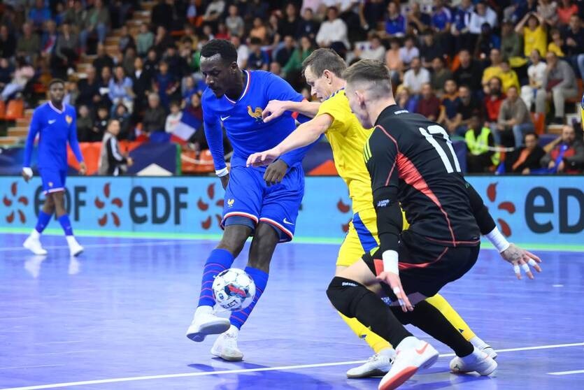 Футзал: українці здобули перемогу над Францією в товариському матчі