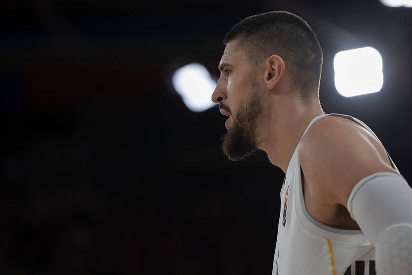 Лень демонструє свою перевагу, ставши найкращим гравцем матчу Реала