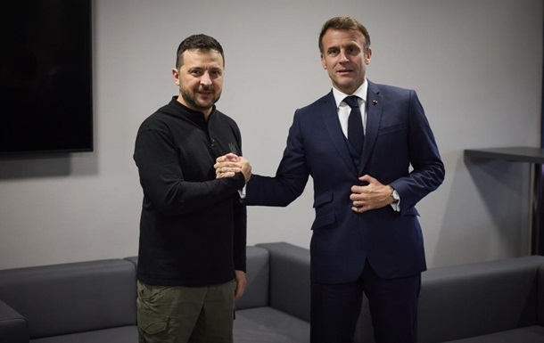 Макрон і Зеленський відвідали штаб-квартиру “багатонаціональних сил”
