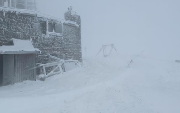 На горі Піп Іван 12⁰ морозу
