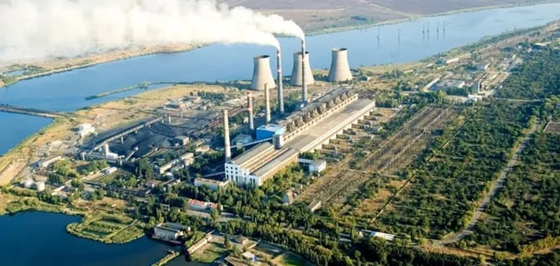 На окупованій Донеччині вибухи і пожежа на ТЕС