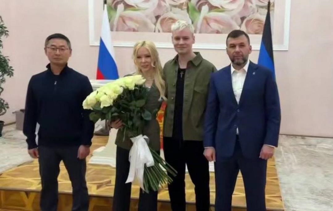 “Путіністи” Шаман і Мізуліна побралися в Донецьку