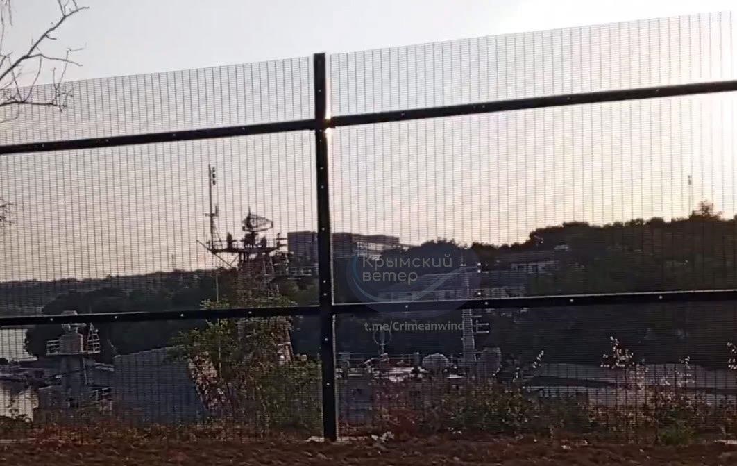 Росіяни в Криму розграбували корабель Костянтин Ольшанський – соцмережі