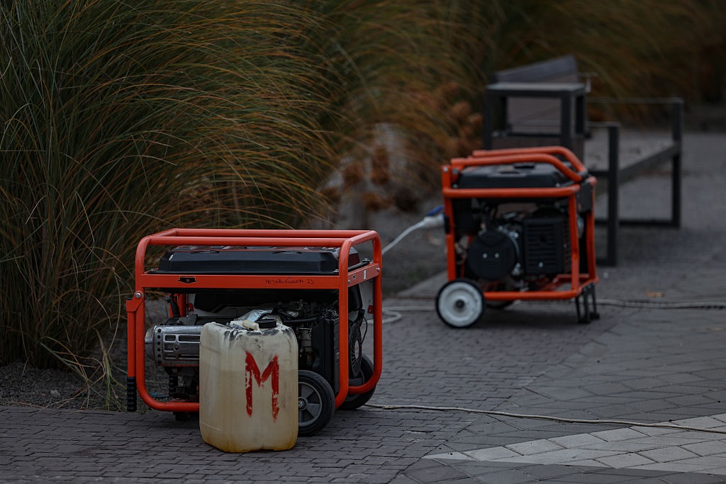 Світла буде ще менше: важкий стан енергосистеми