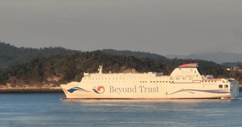 У Південній Кореї пором потрапив в аварію через неуважність члена екіпажу