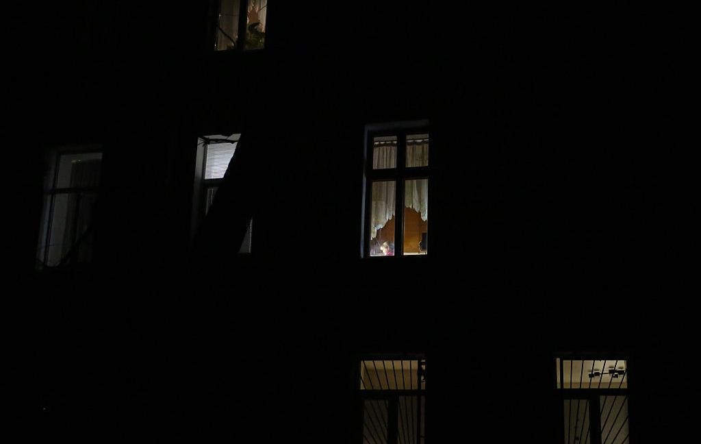 В частині Рівного зникло світло