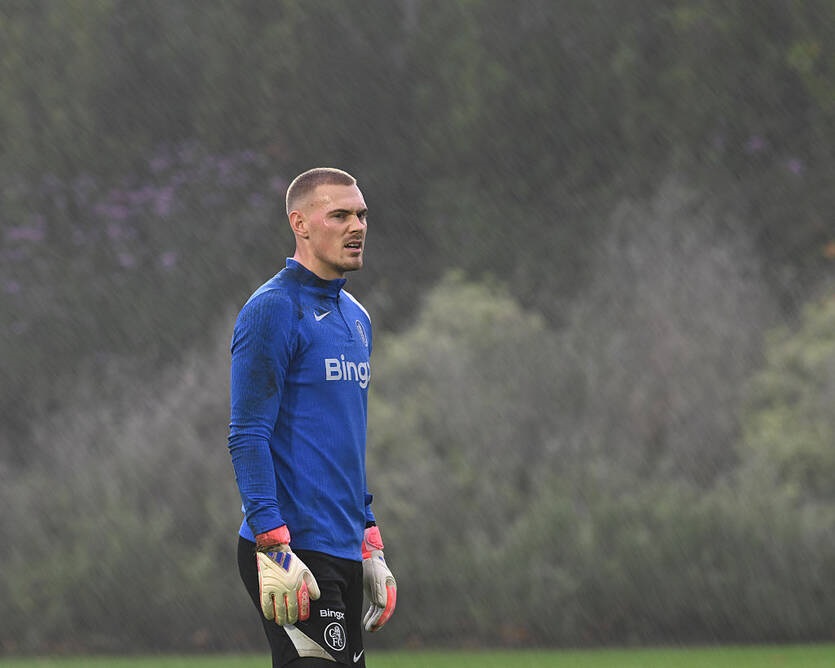 Воротар Челсі від січня почне шукати новий клуб