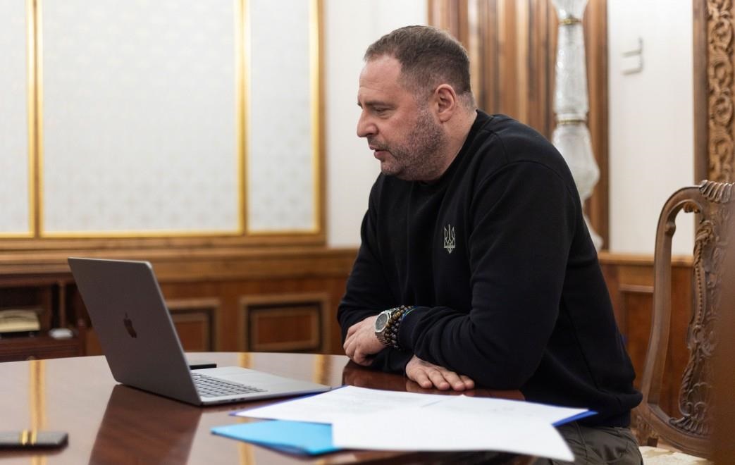 Єрмак заявив про затримання шахраїв, які прикривалися його прізвищем