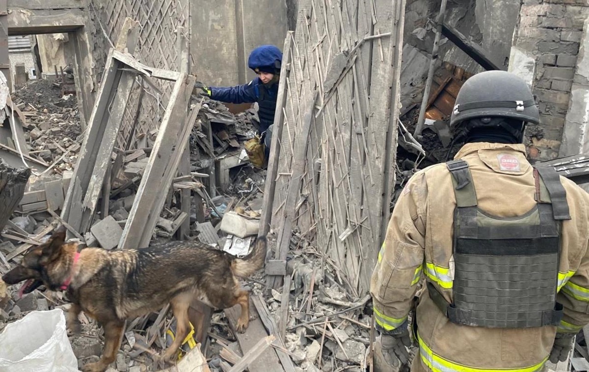 Авіаудар по Запоріжжю: аварійно-рятувальні роботи завершено