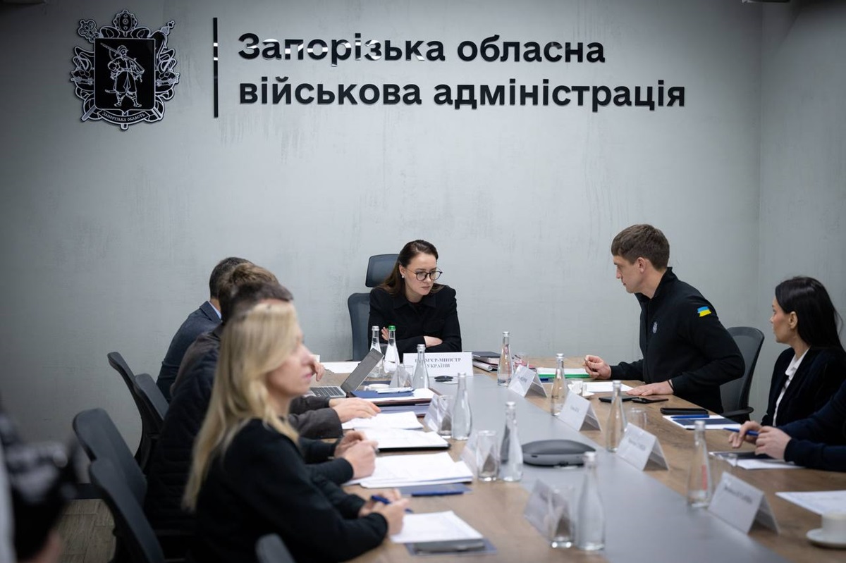 Кабмін провів виїзне засідання у Запоріжжі