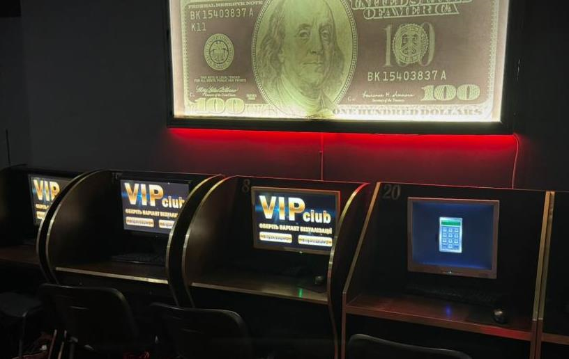 Масштабна операція на Київщині: ліквідовано 18 підпільних гральних закладів